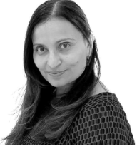 Dr Mona Kaur