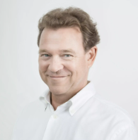 Dr. Stefan Makk