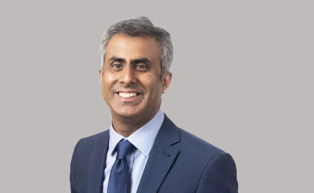 Dr Aadil Shaukat