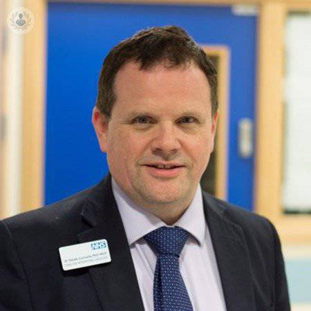 Dr Derek Connolly