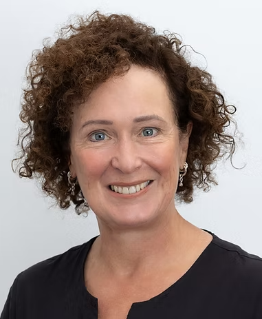 Dr Catherine Insley