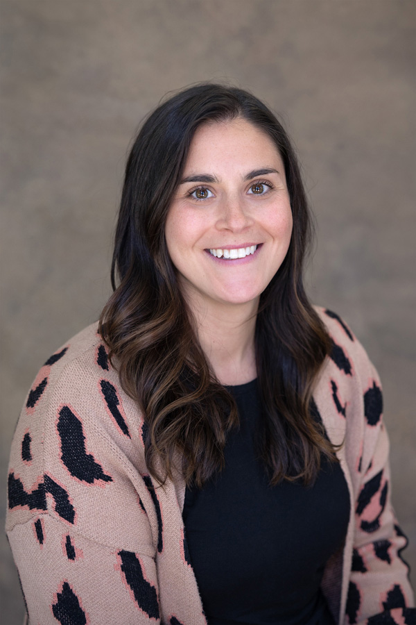 Dr. Nicole Cohen