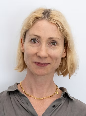 Dr Vanessa Farr