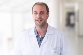 Dr. Olivier Pennec