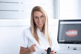 Dr. Morena Butković