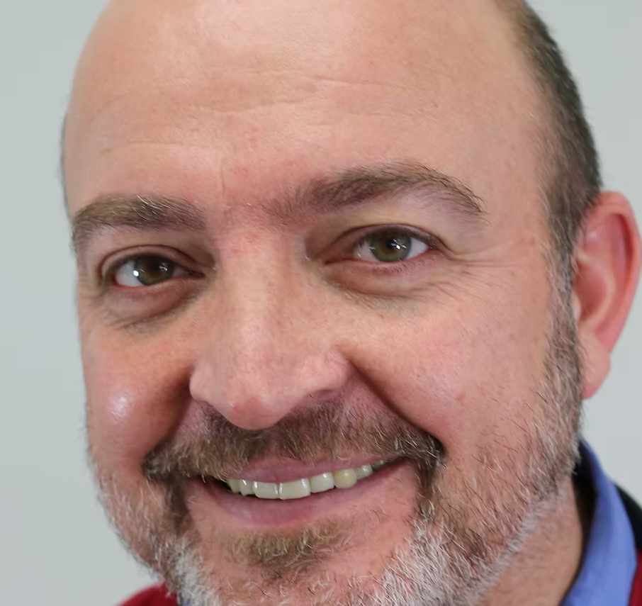 DR. ZIETS HENDRIKS