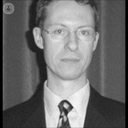 Dr Ian Purcell