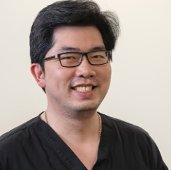 Dr Heryanto Ng