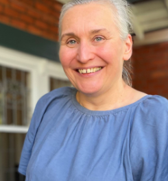 Dr Carola Mulitze