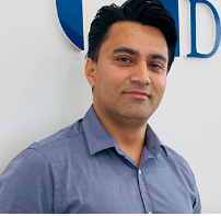 Dr Isaac Saqeb