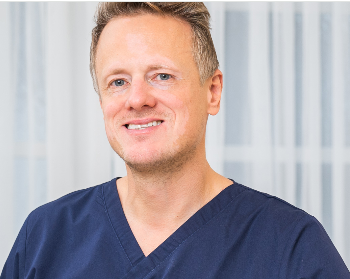 Dr. Alexander Klabuschnigg