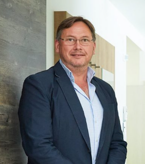Dr. Werner Kusebauch
