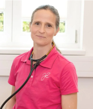 Dr. Edelbauer Johanna