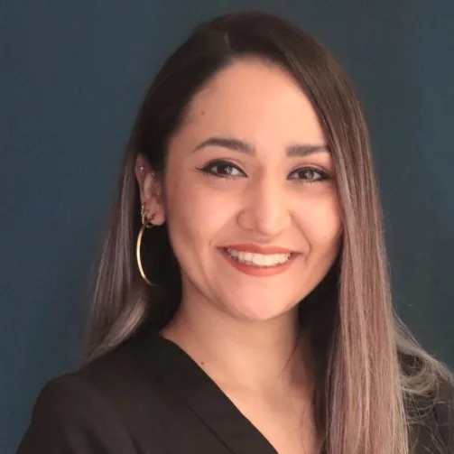 Dr. Alejandra Gabriela Flores Pineda