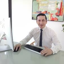 Dr. Juan Pablo Medina