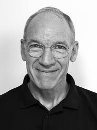 Dr. Carsten U. Henriques