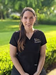 Dr. Diana Reyes