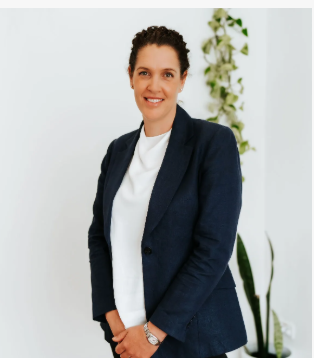 Dr Eliza Malkoun