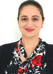 Dr Komal Saini