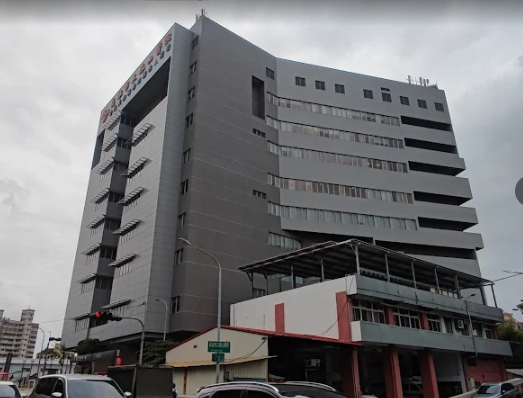 Kaohsiung Municipal Feng-Shan Hospital