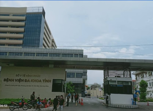 Cổng số 2 bệnh viện - Dành cho khách hàng