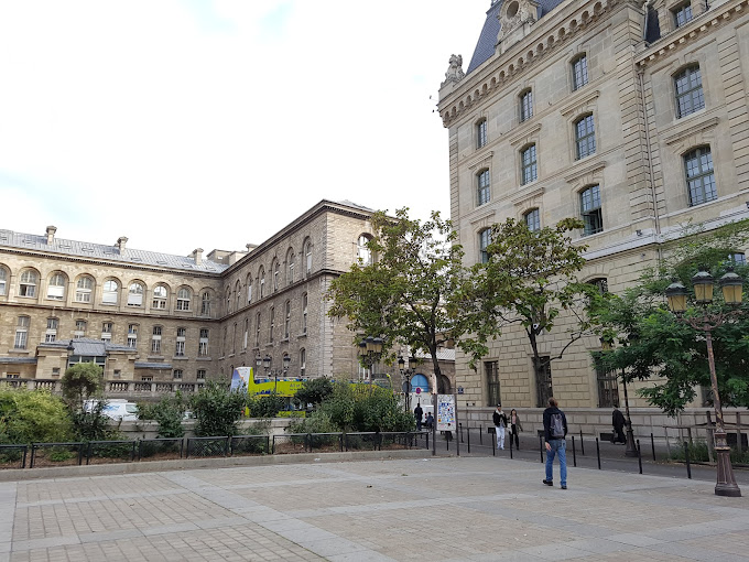 Hôtel Dieu Hospital