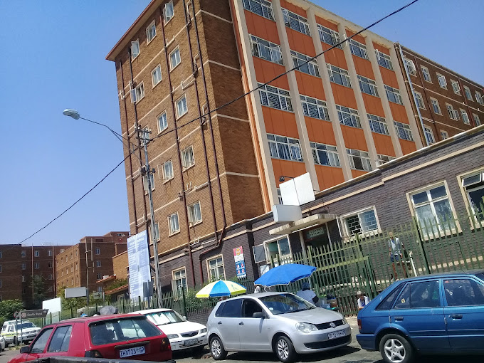 South Rand Hospital