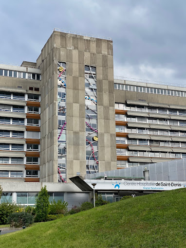 Saint-Denis Hospital Center