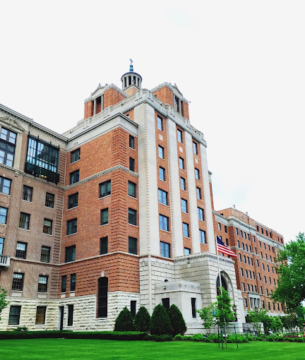 Mayo Clinic Hospital, Saint Marys Campus