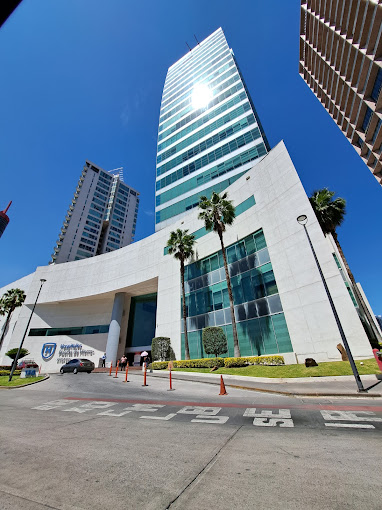Puerta de Hierro Medical Center