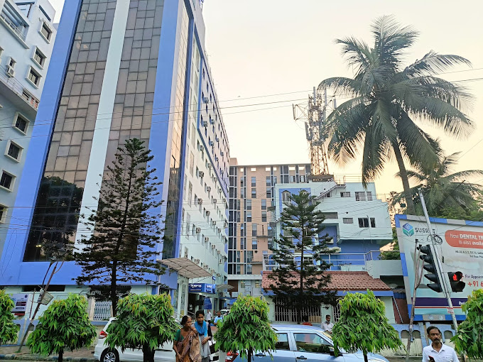 Calcutta Heart Clinic & Hospital
