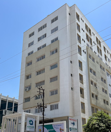 Shreeji Babycare Children Hospital