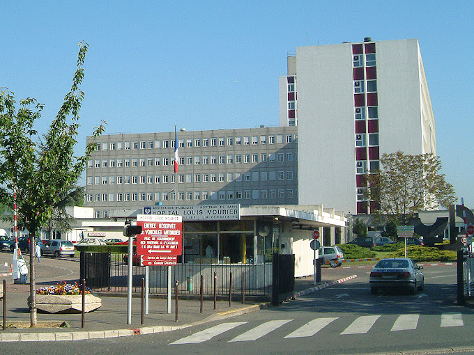 Louis-Mourier Hospital