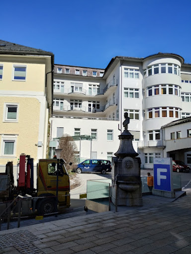 Cardinal Schwarzenberg Hospital