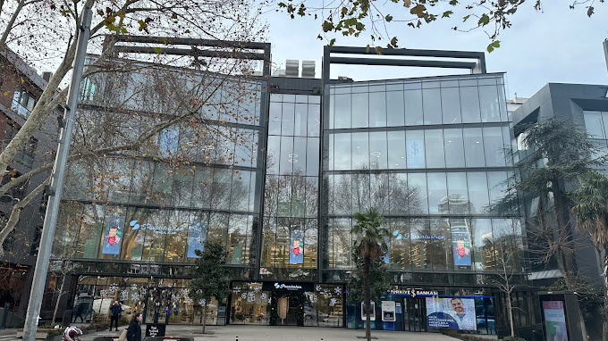 Acibadem Bagdat Avenue Medical Center