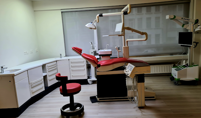 Dental Implant Clinic Antwerp
