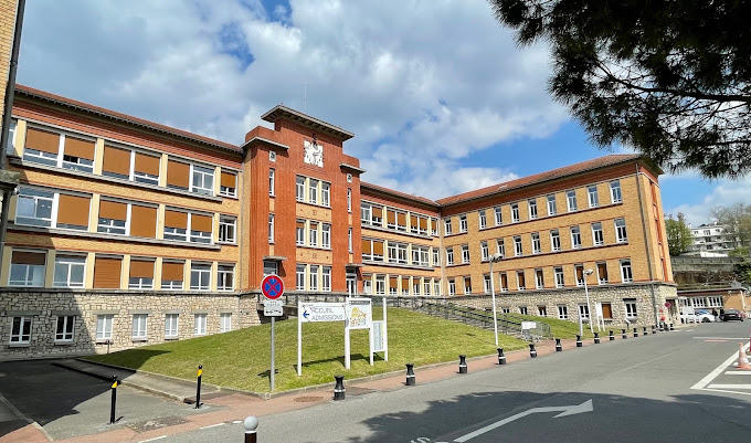 Raymond Poincaré University Hospital - (AP-HP)