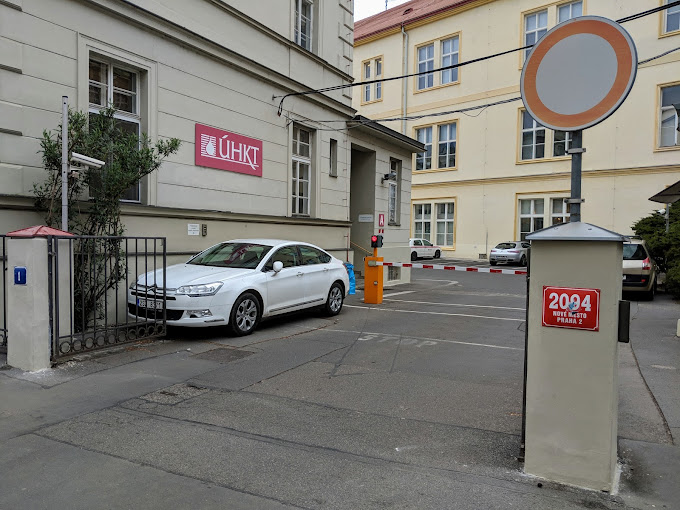 Institute of Hematology and Blood Transfusion (UHKT)