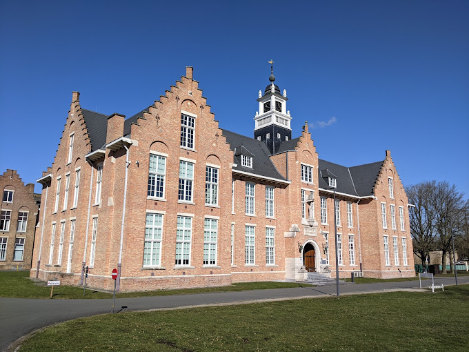 Psychiatric Center Saint Amand