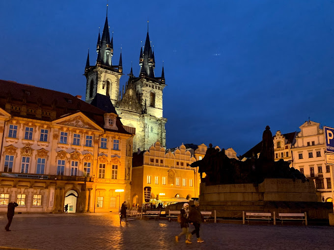 PRAGA MEDICA