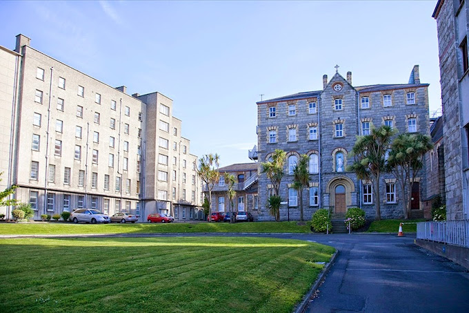 St Michael's Hospital