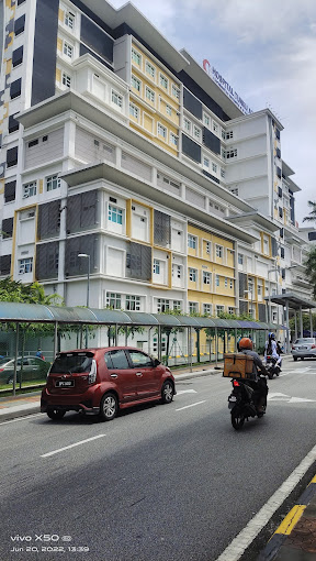 Tunku Azizah Hospital