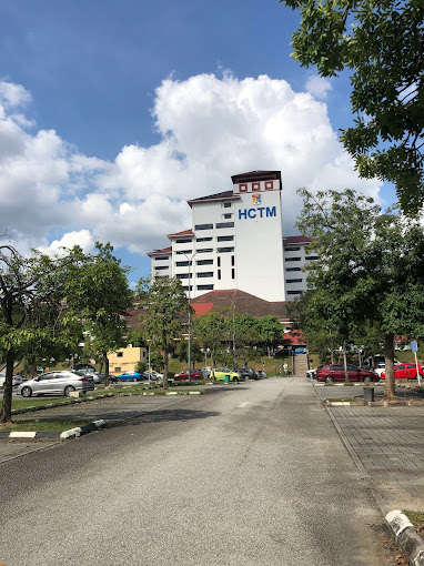 UKM Specialist Centre (UKMSC)